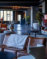 The Mountains Hotel