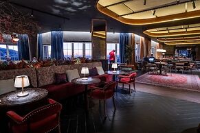 The Mountains Hotel