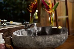 Kawan Antique Ubud Villa