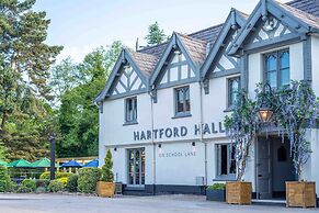 Hartford Hall on School Lane