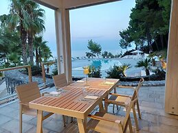 Hotel Baia Dei Faraglioni
