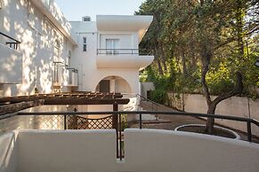 Hotel Baia Dei Faraglioni
