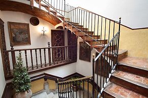 Lo Palauet de la Muralla