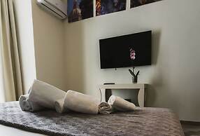 Catania House
