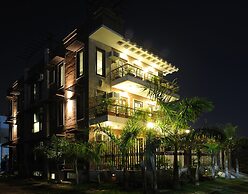 Redbrick villa