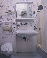 Berlin Art Hotel