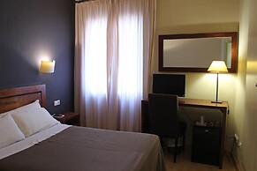 Hotel Puerta de España