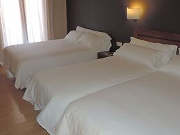 Hotel Puerta de España