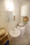 Stone House Apartment
