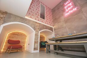 Steine House Central by Brighton Holiday Lets