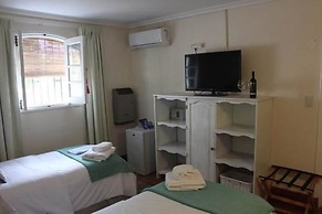 Chiara Lodge