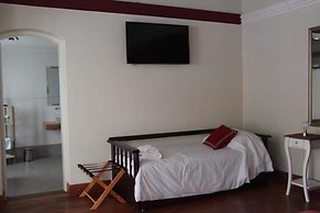 Chiara Lodge