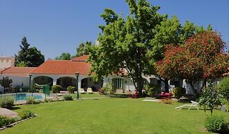 Chiara Lodge