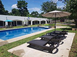 Yolonam Inn
