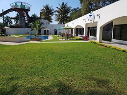 Yolonam Inn