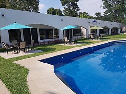 Yolonam Inn