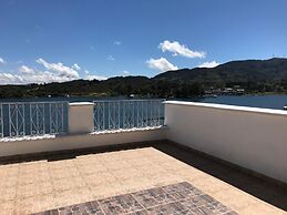 Hotel Bahia Guatape
