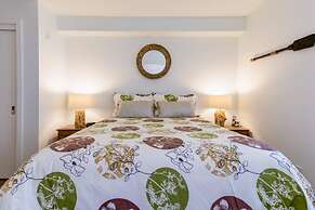 Songhees Suite at the Union Apartment