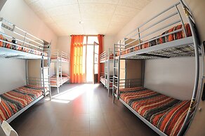 Albergue Zaragoza Hostel