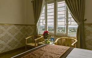 AEC Hotel Ban Me