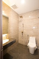 Spring Season Hotel