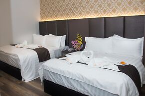 Spring Season Hotel