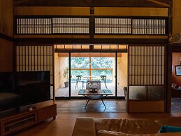 SUMITSUGU HOUSE West