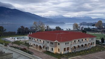 The Lake Hotel