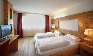 Alpine Hotel Ciasa Lara
