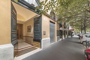 Villa Borghese Roomy Flat