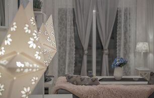 Luxury City Center Apartment
