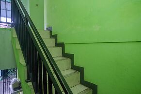 RedDoorz near Politeknik Manado