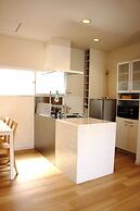 Ten Apartment Hotel