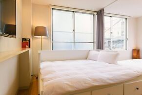 Ten Apartment Hotel