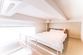 Ten Apartment Hotel