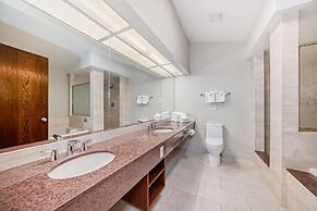 Jasper Inn & Suites by INNhotels