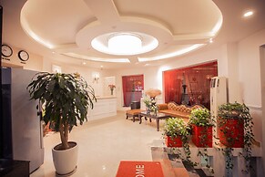 Dinh Hotel