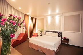 Dinh Hotel