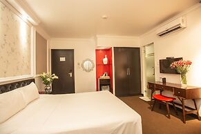 Dinh Hotel