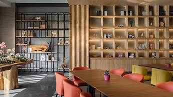 SkyeBay Club