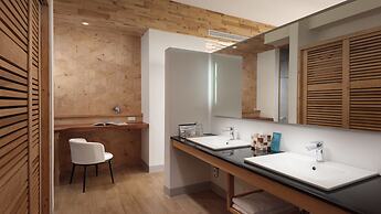 SkyeBay Club