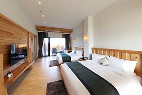 SkyeBay Club