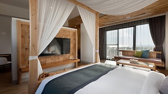 SkyeBay Club