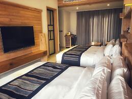 SkyeBay Club