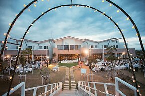 SkyeBay Club