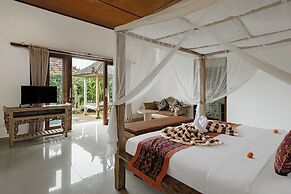 Pratiwi Ubud Villa