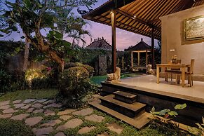 Pratiwi Ubud Villa