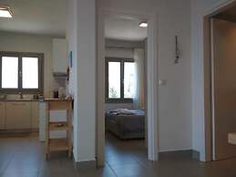 Moses Villa