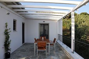 Moses Villa