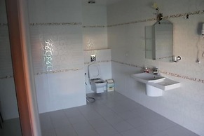 Ellas Hotel